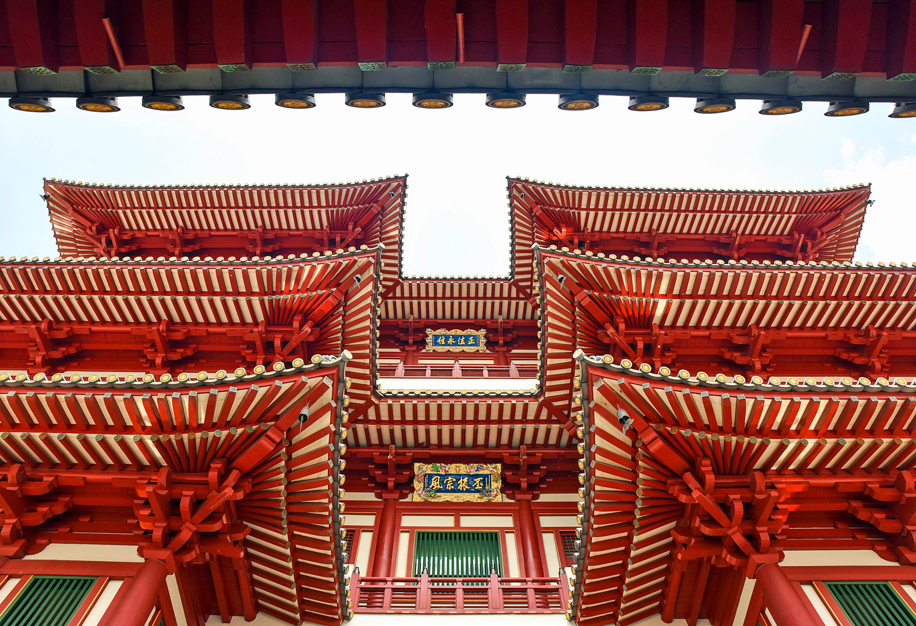 It's said that the left canine tooth of Buddha gave rise to the name of this temple in Singapore./Photo by Ronan O'Connell for Silversea