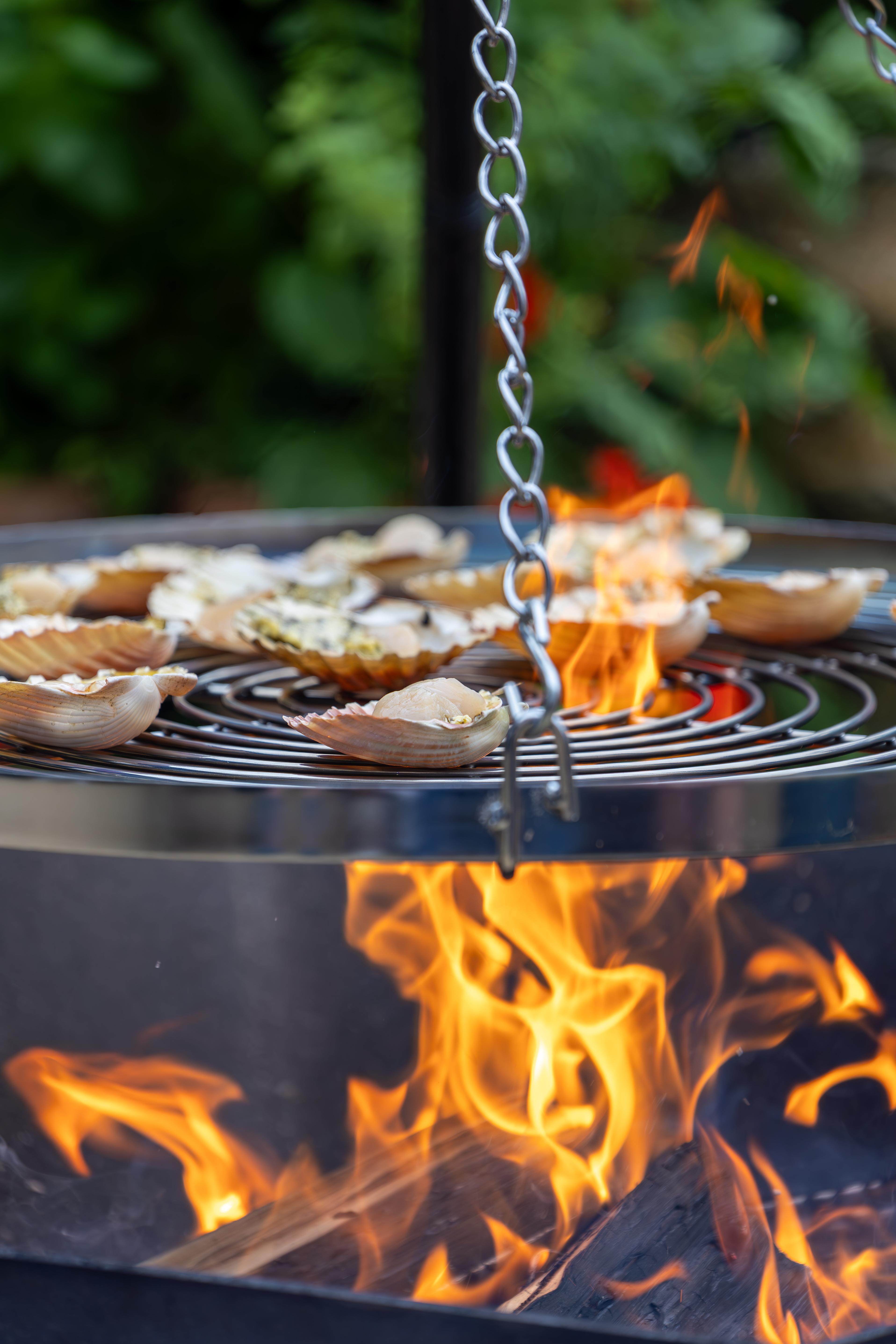 S.A.L.T. ashore open fire grill experience