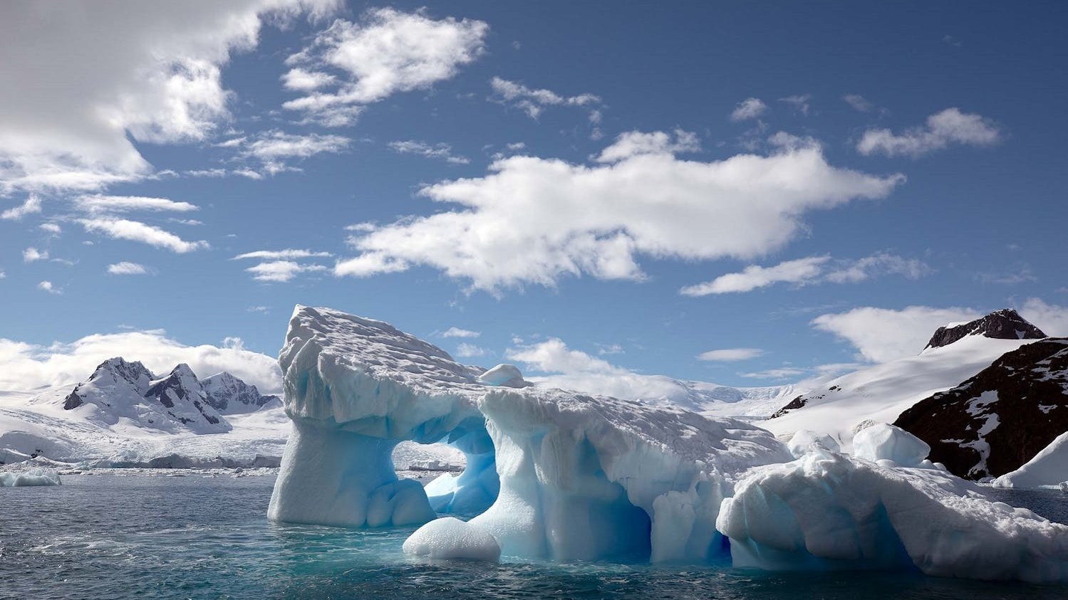 The Breathtaking Natural Phenomena of Antarctica’s Cierva Cove