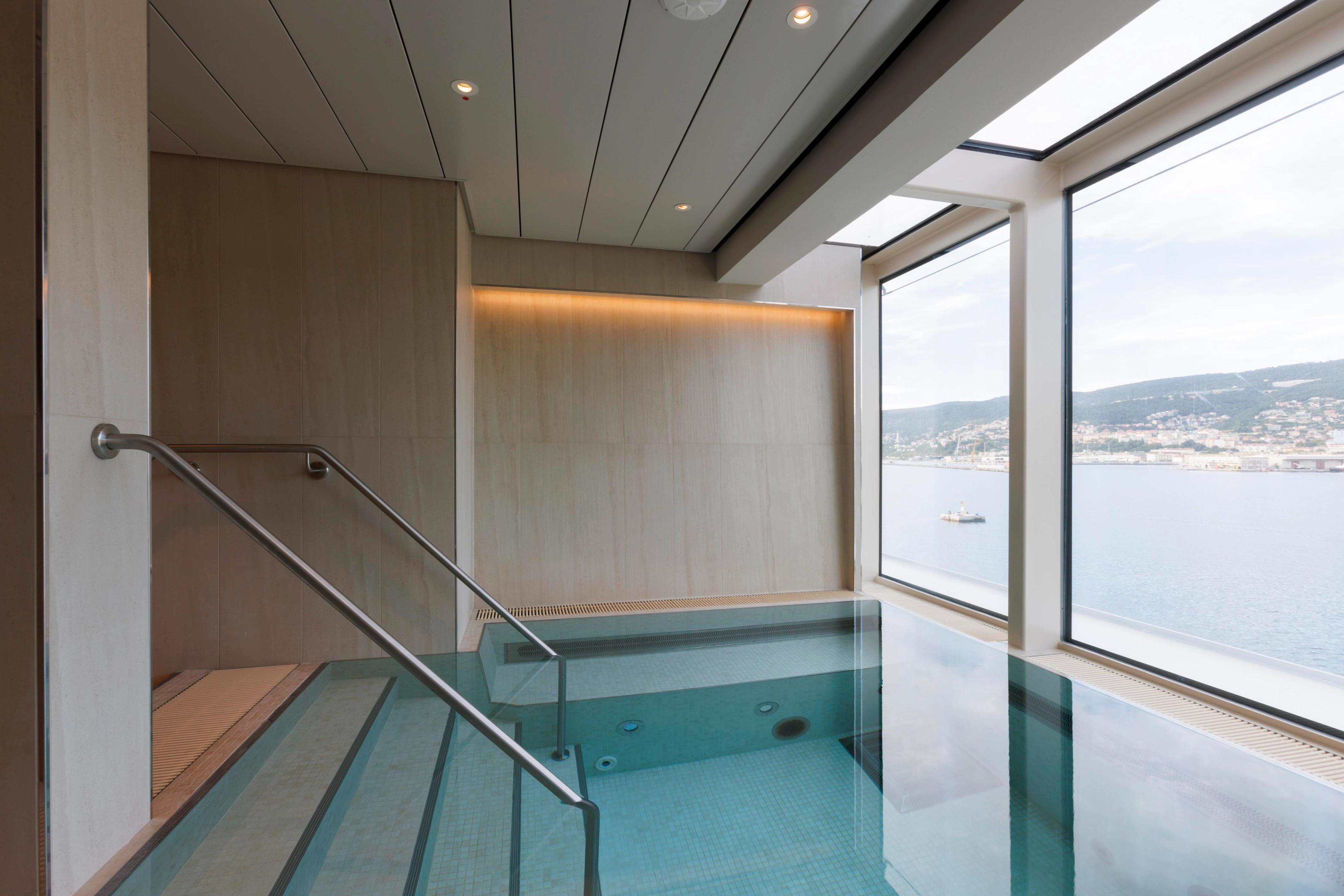 The indoor thermal pool in the Otium Spa on Silversea's Silver Nova./Silversea