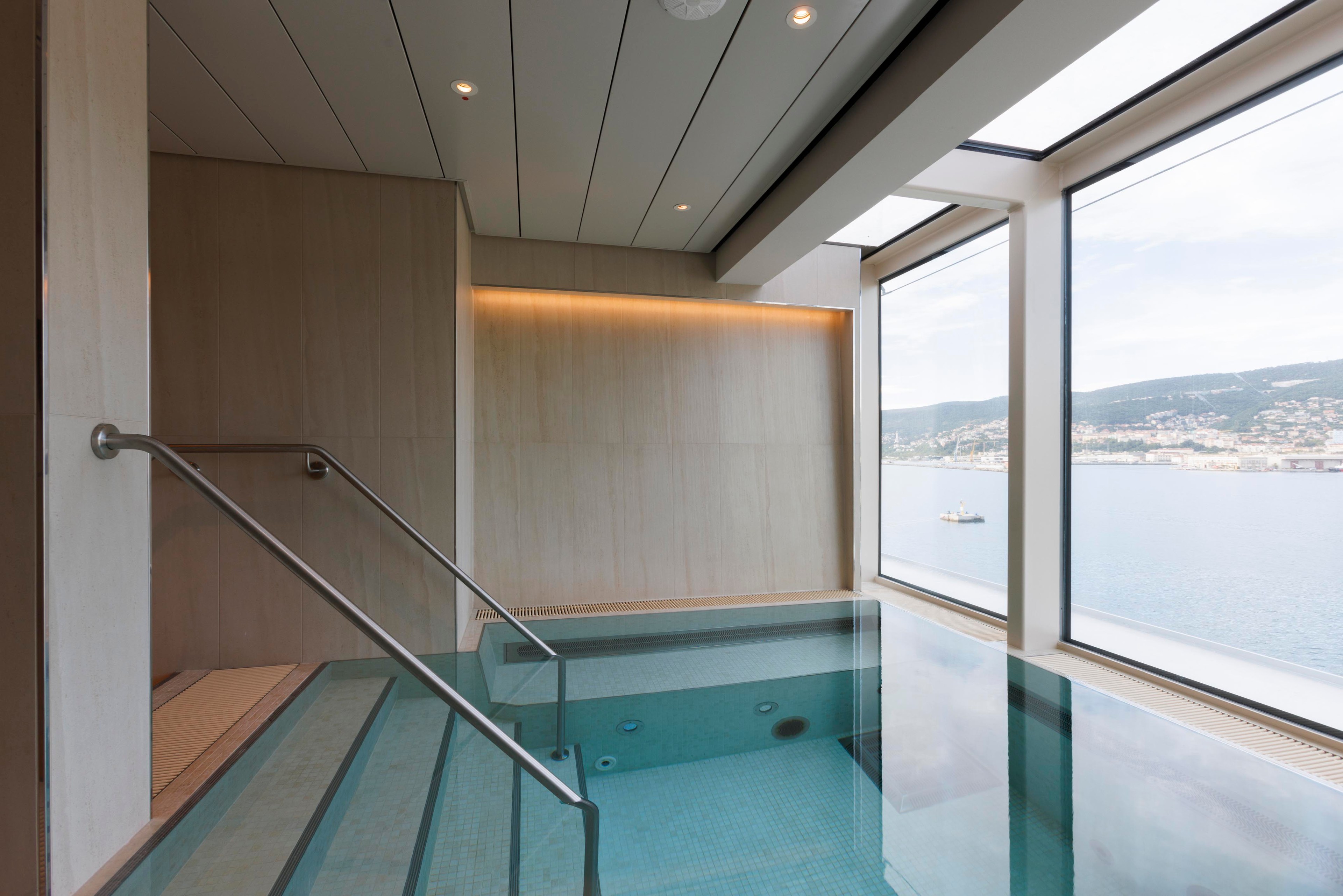 The indoor thermal pool in the Otium Spa on Silversea's Silver Nova./Silversea