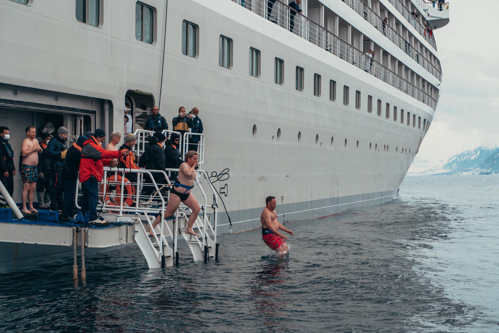 The polar plunge in the Arctic/Photo by Andreas Nuessel for Silversea