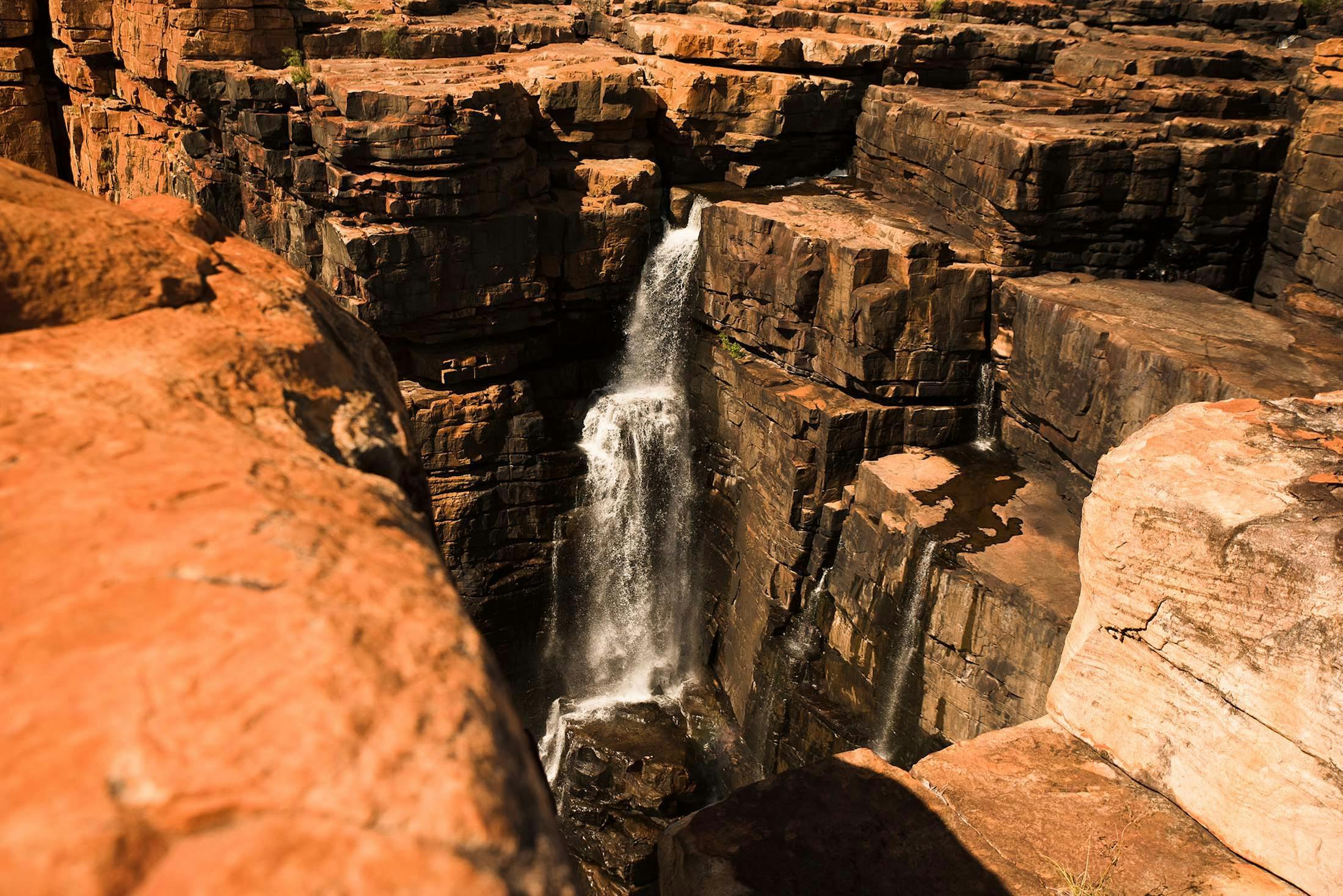 The Mystery Behind the Horizontal King George Falls of Australia