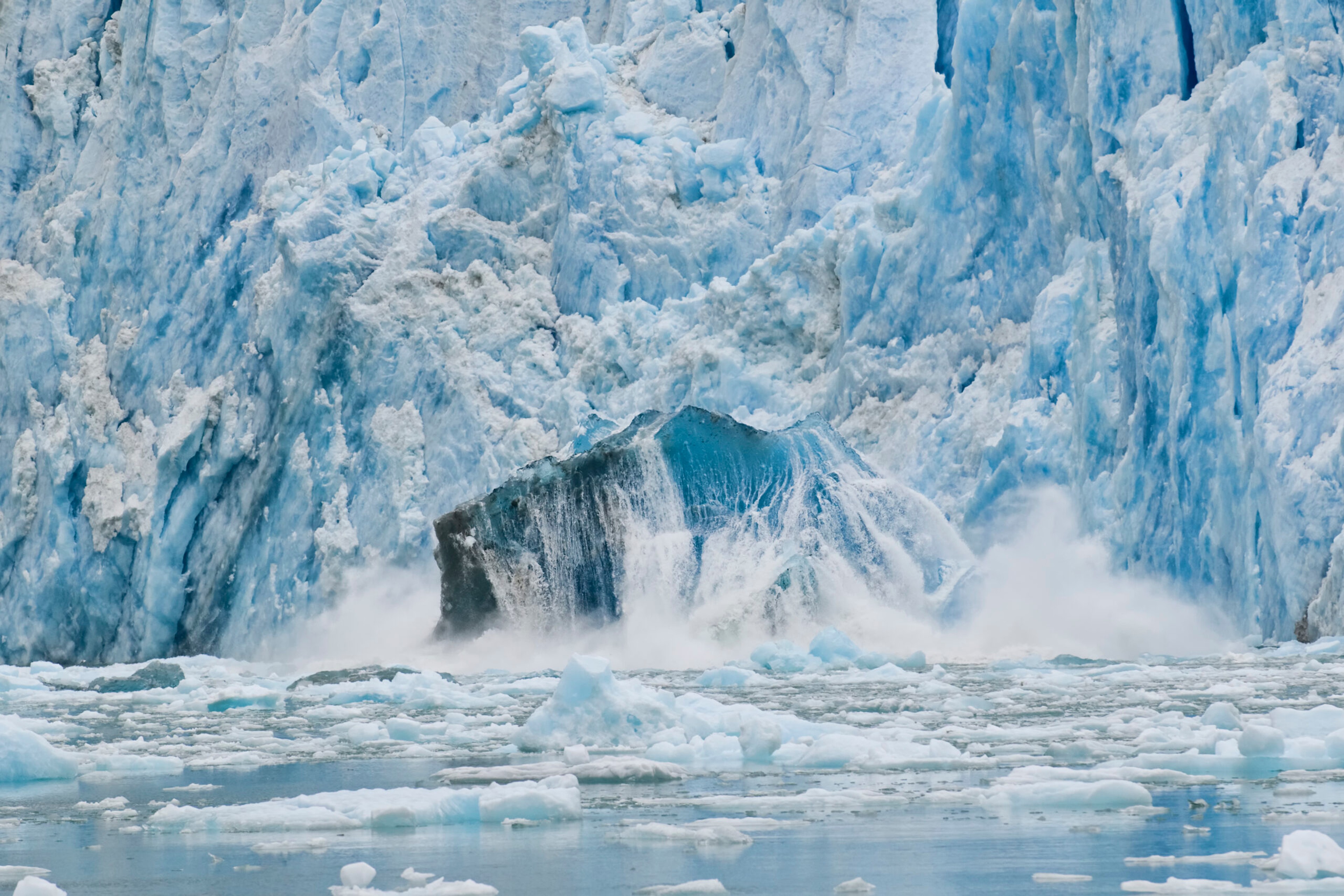 A "shooter" at the Dawes Glacier come rocketing to the surface./Getty Images