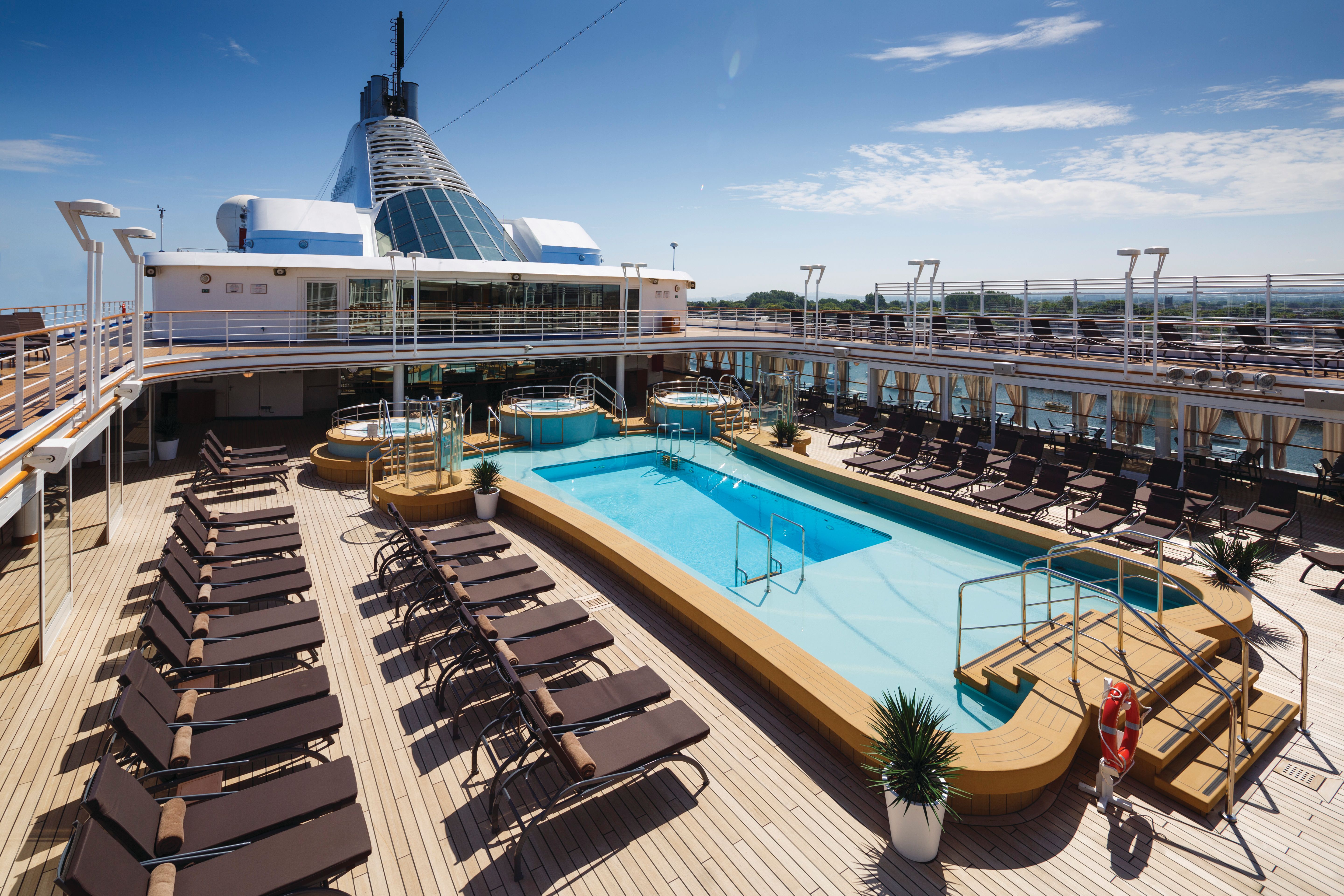 Pool-Deck der Silver Spirit