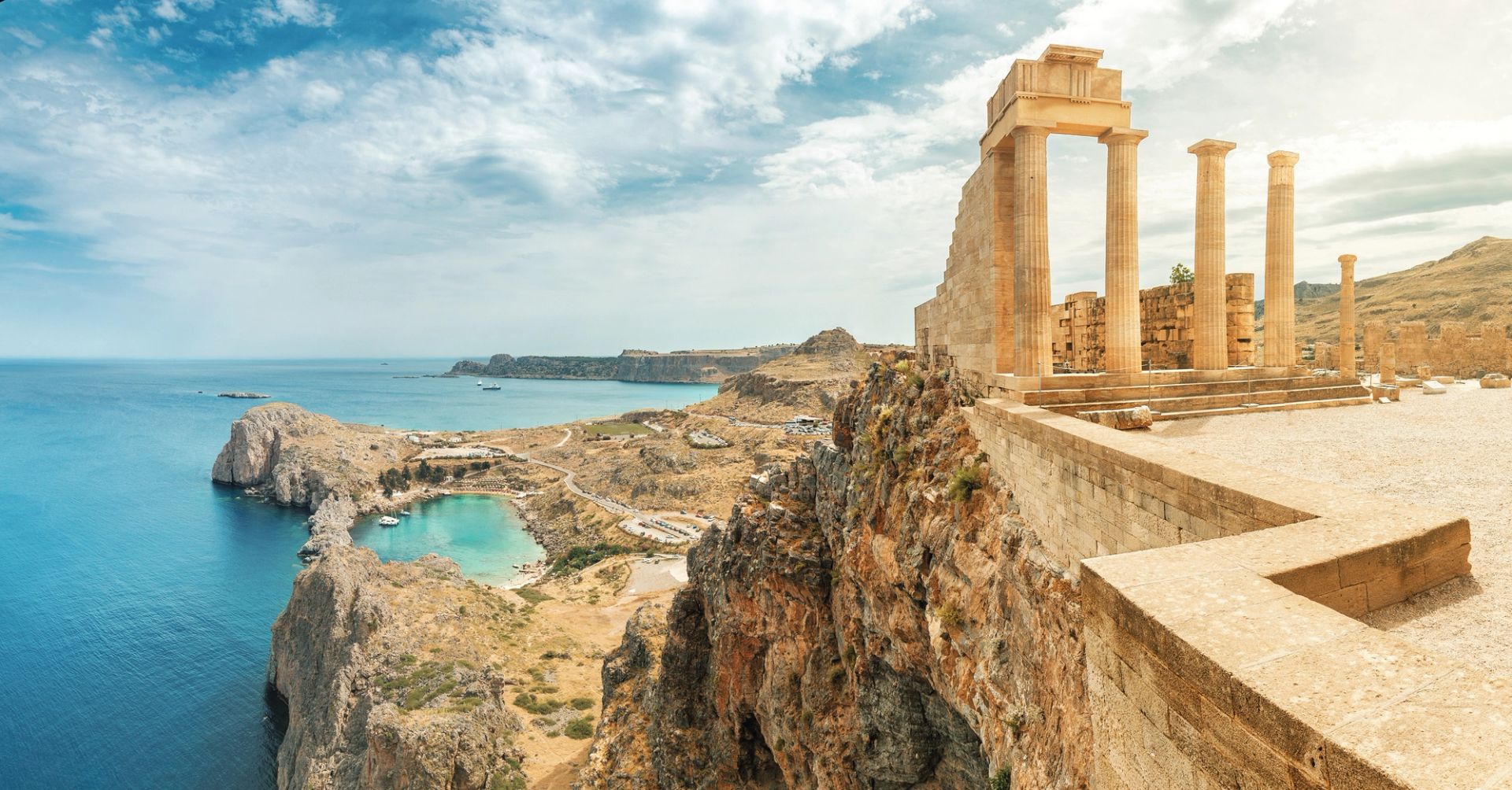 Athens (Piraeus) to Athens (Piraeus)