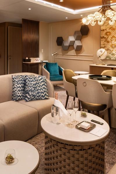 Silver Endeavour Owner's Suite
