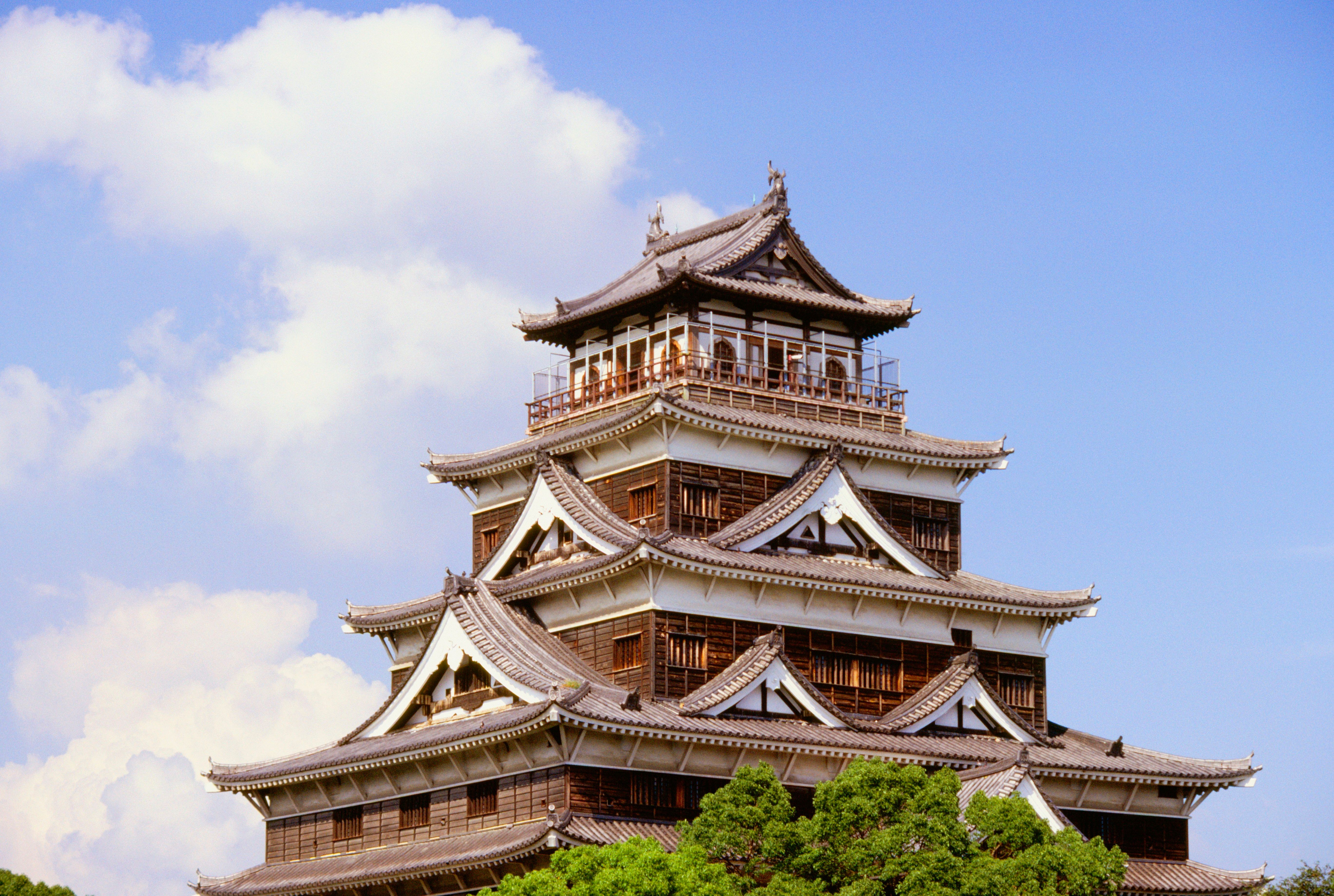 Japan & South Korea Featuring Seoul