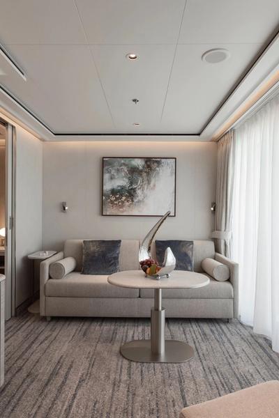 Silver Nova Medallion Suite