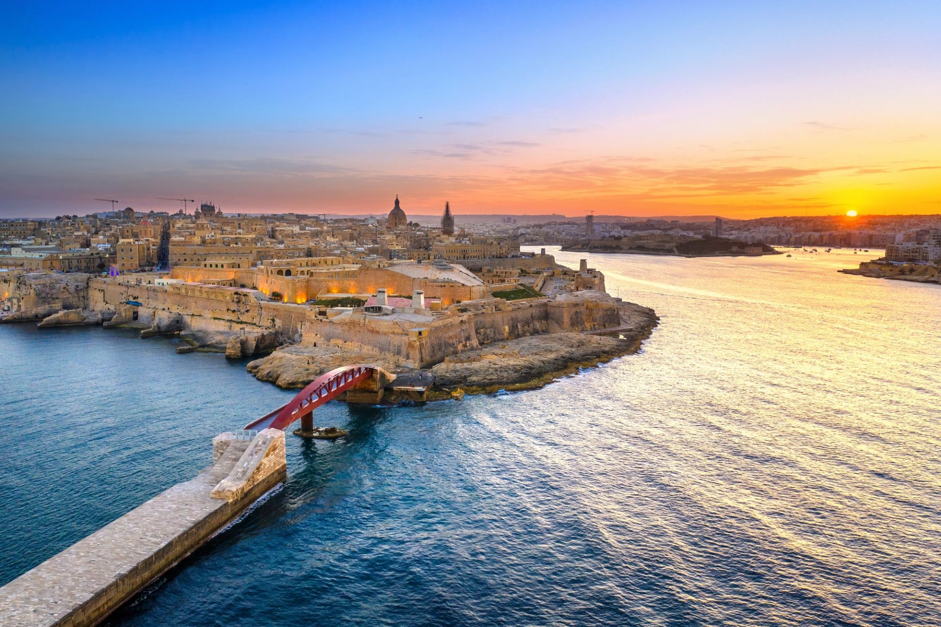 Fusina (Venice) to Valletta