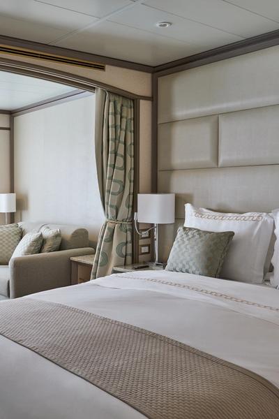 Silver Shadow Vista Suite