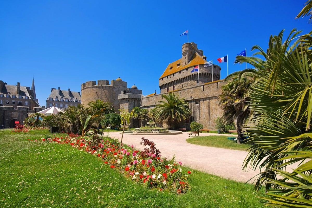 Walking Saint Malo & Sweet Touch
