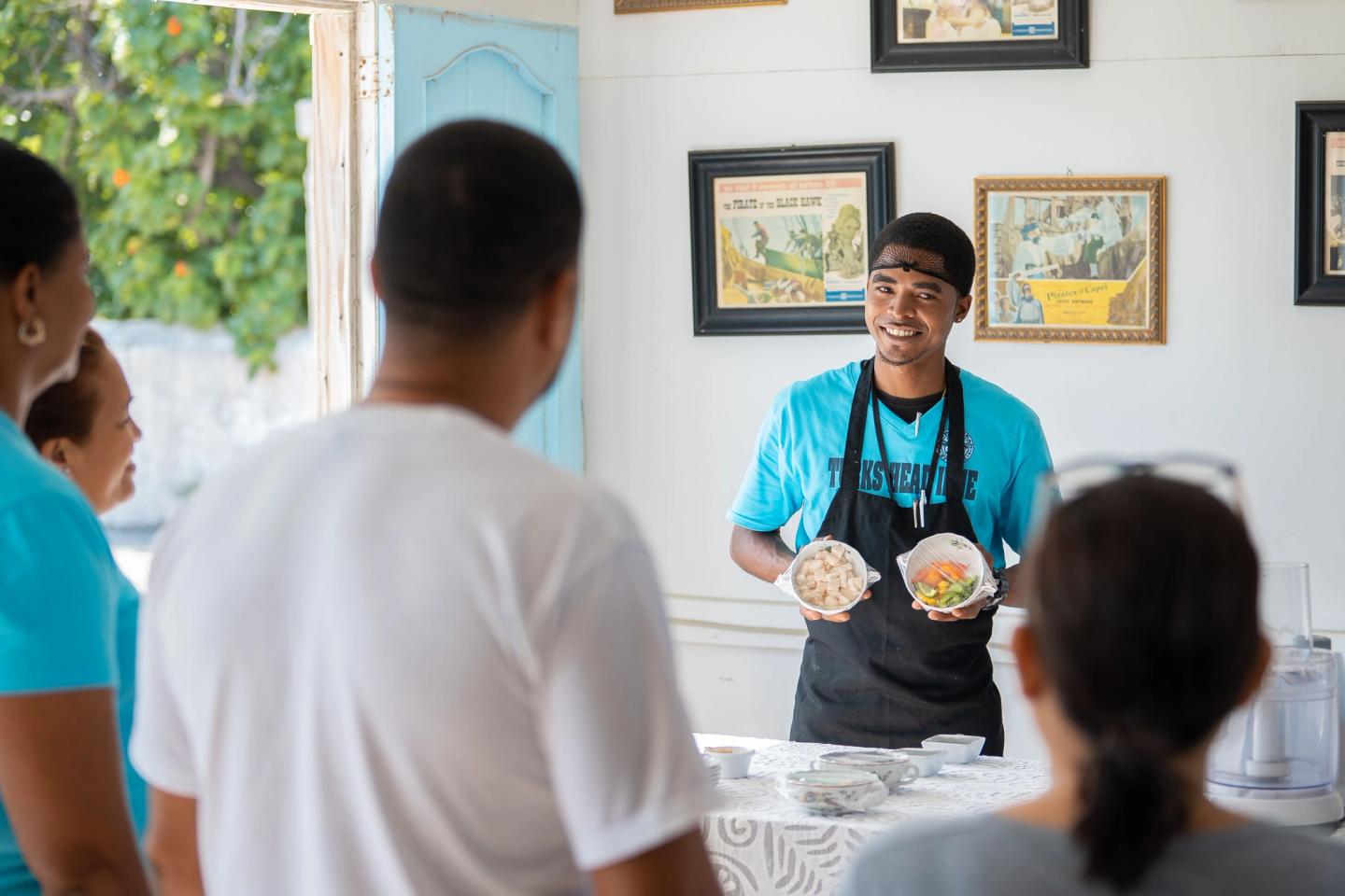 Grand Turk Flavors, Sightseeing & Lunch
