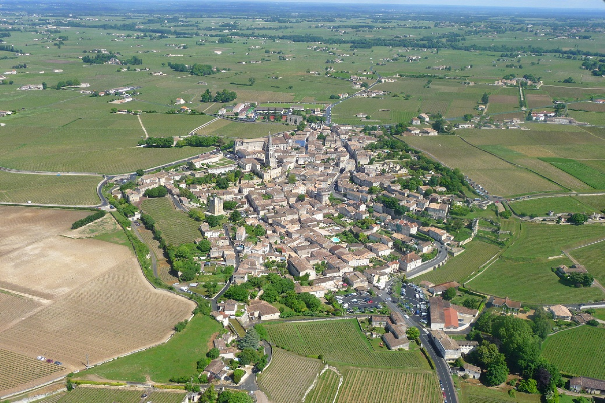 Medoc & St. Emilion by Helicopter