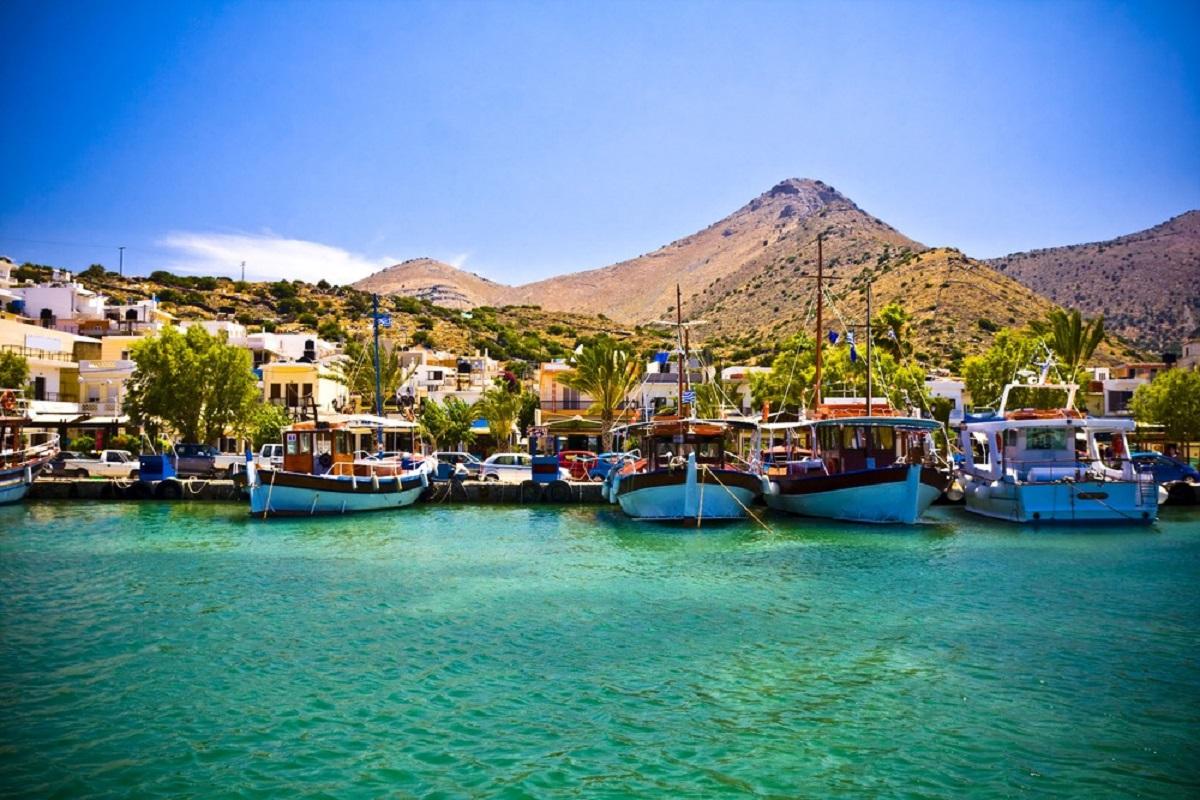 Hiking Escape to Kolokytha Island