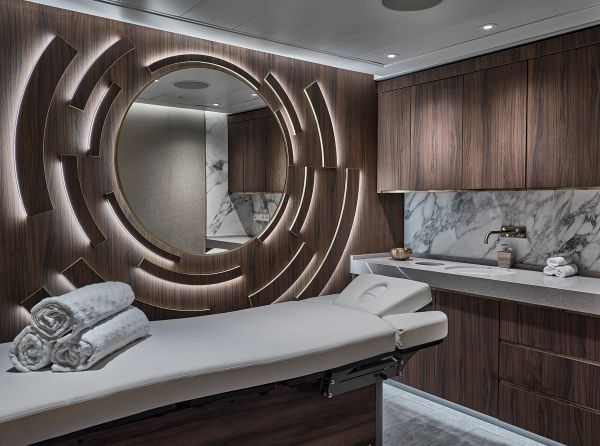 SPA-Bereich der Silver Endeavour