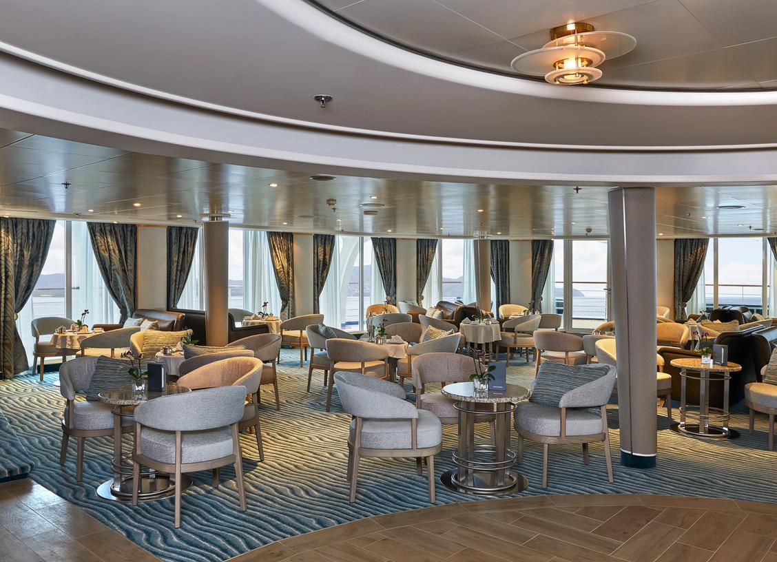 Public Area: Panorama Lounge