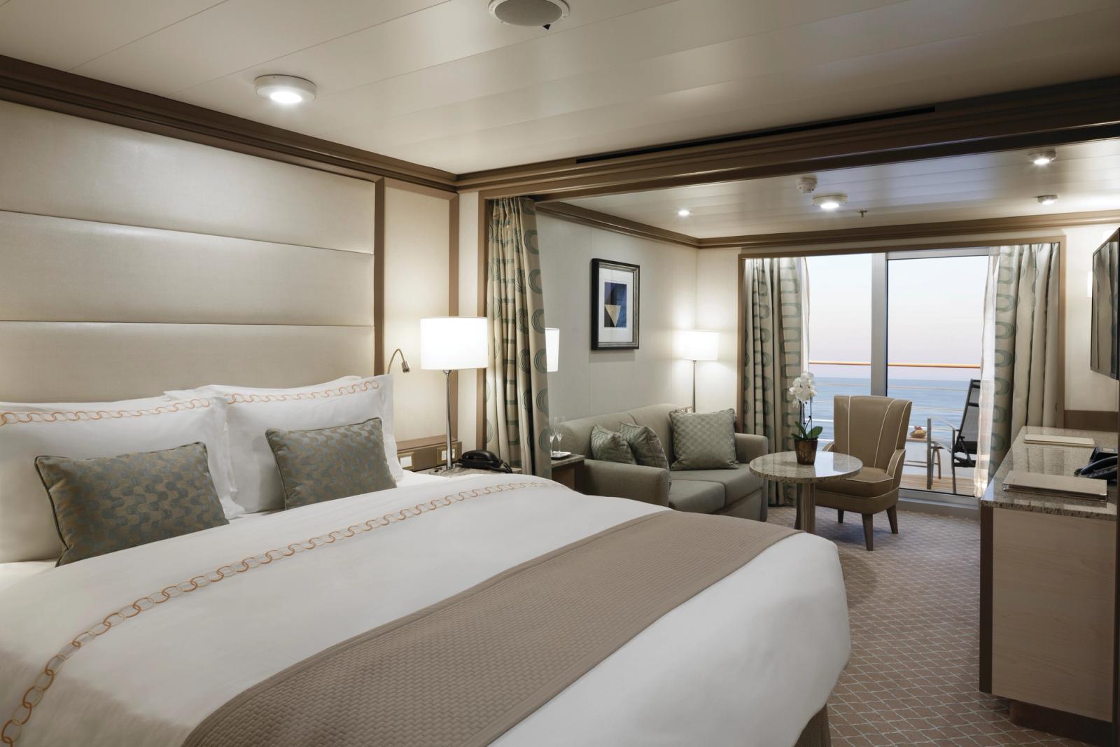 Deluxe Veranda Suite