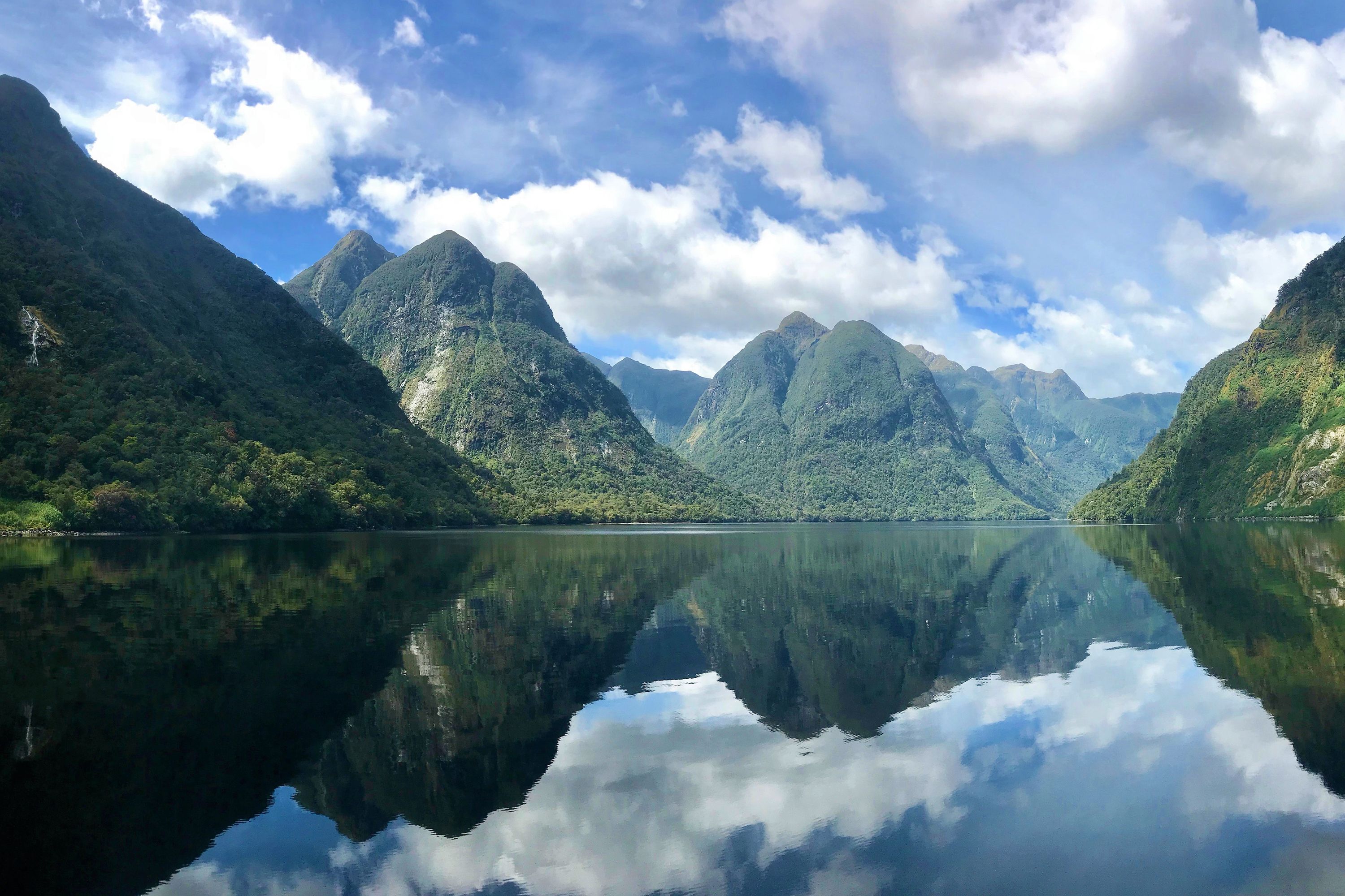 New Winter Luxury Cruises Australia & New Zealand 202526 Silversea