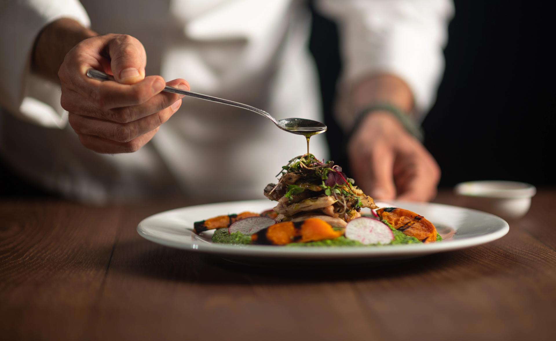 MICHELIN-RENOWNED CHEF AT CHÂTEAU DU PRINCE NOIR