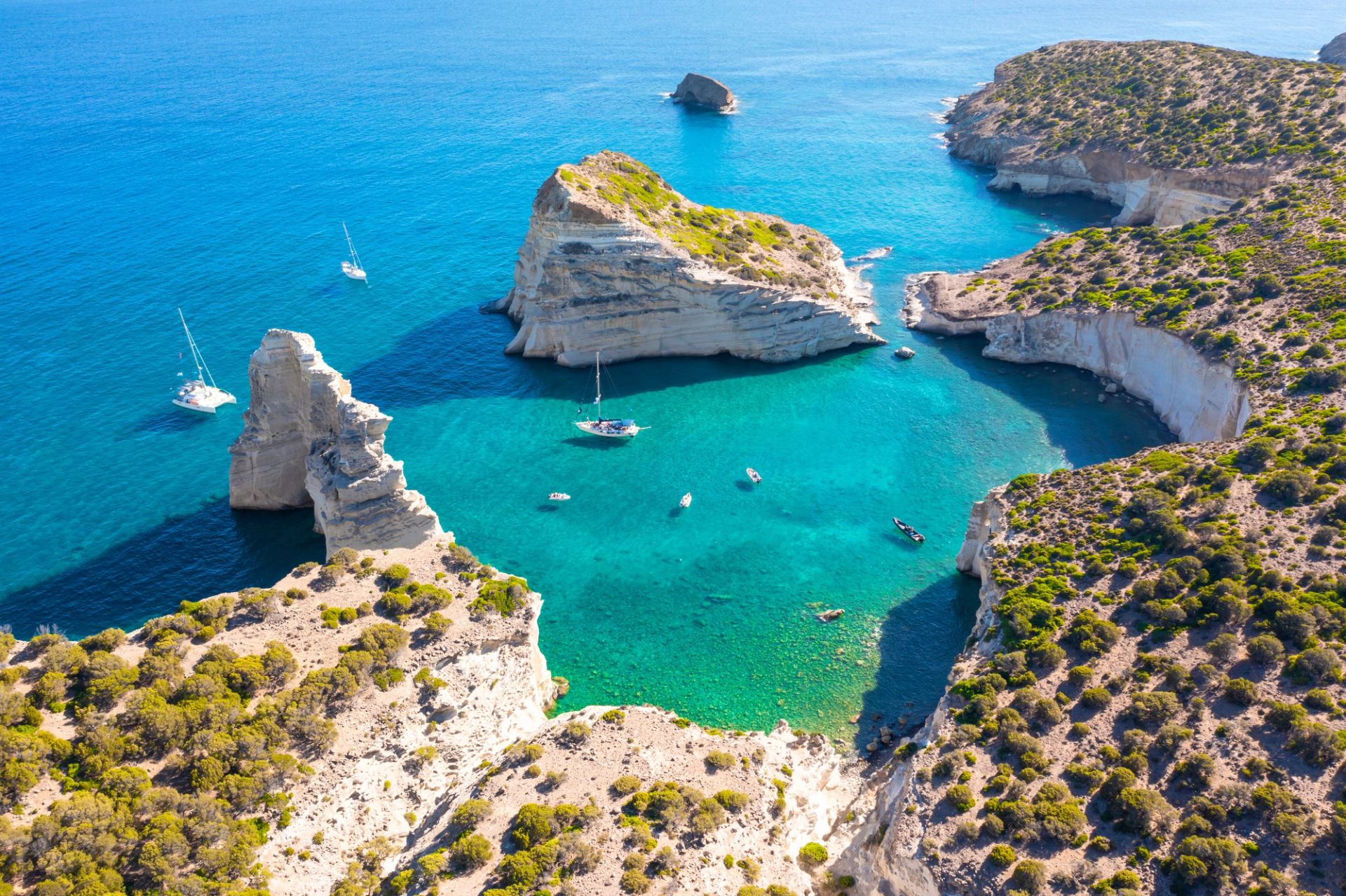 Athens (Piraeus) to Athens (Piraeus)