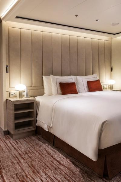 Silver Ray Grand Suite