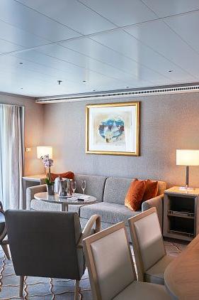 Silver Whisper Grand Suite