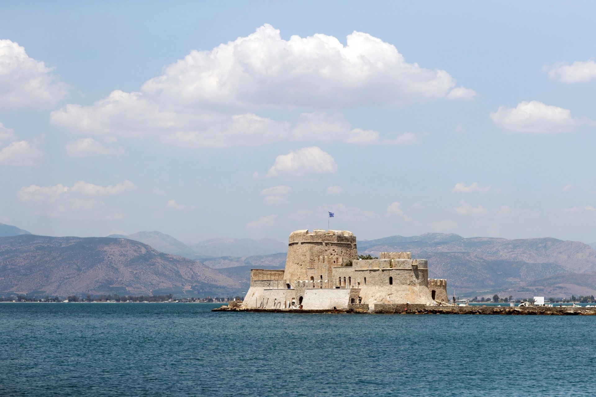 Athen (Piräus) nach Athen (Piräus)