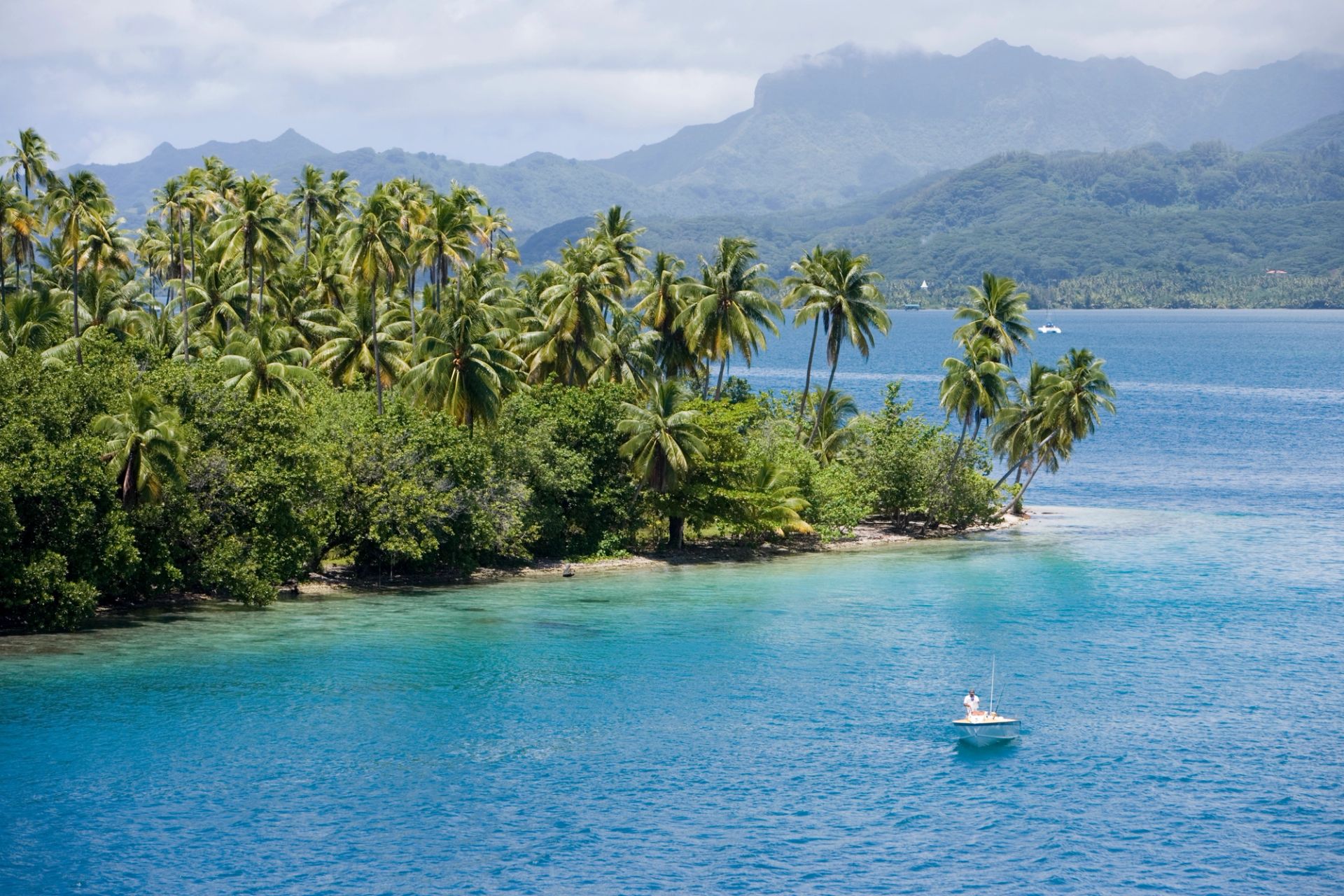 Papeete (Tahiti) to Papeete (Tahiti)