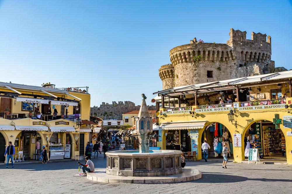 Old Town of Rhodes on Foot & Brunch