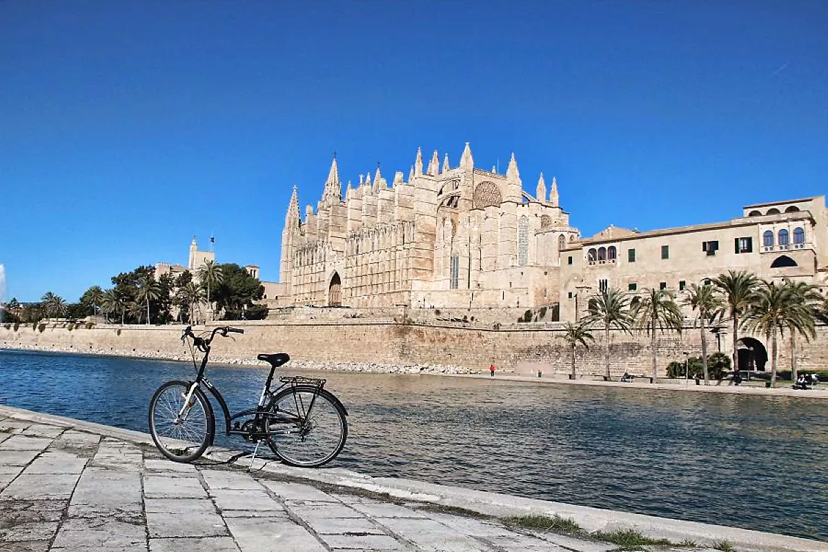 Biking in Palma