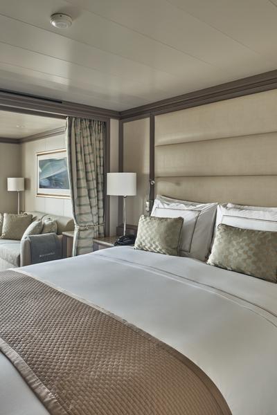 Silver Moon Deluxe Veranda Suite