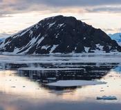 Antarctic Expedition Deep South