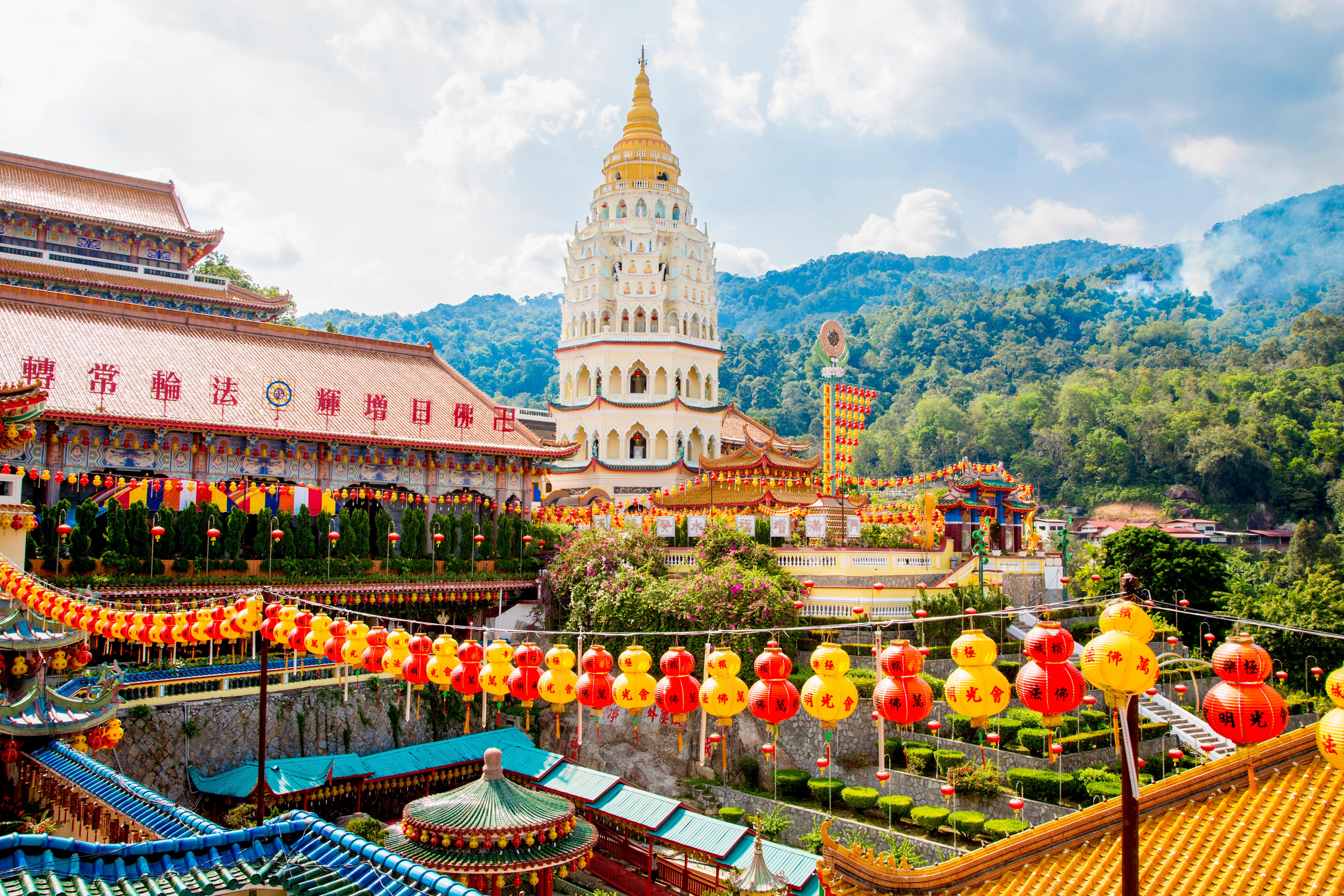 Highlights of Asia Featuring Hong Kong & Ho Chi Minh City
