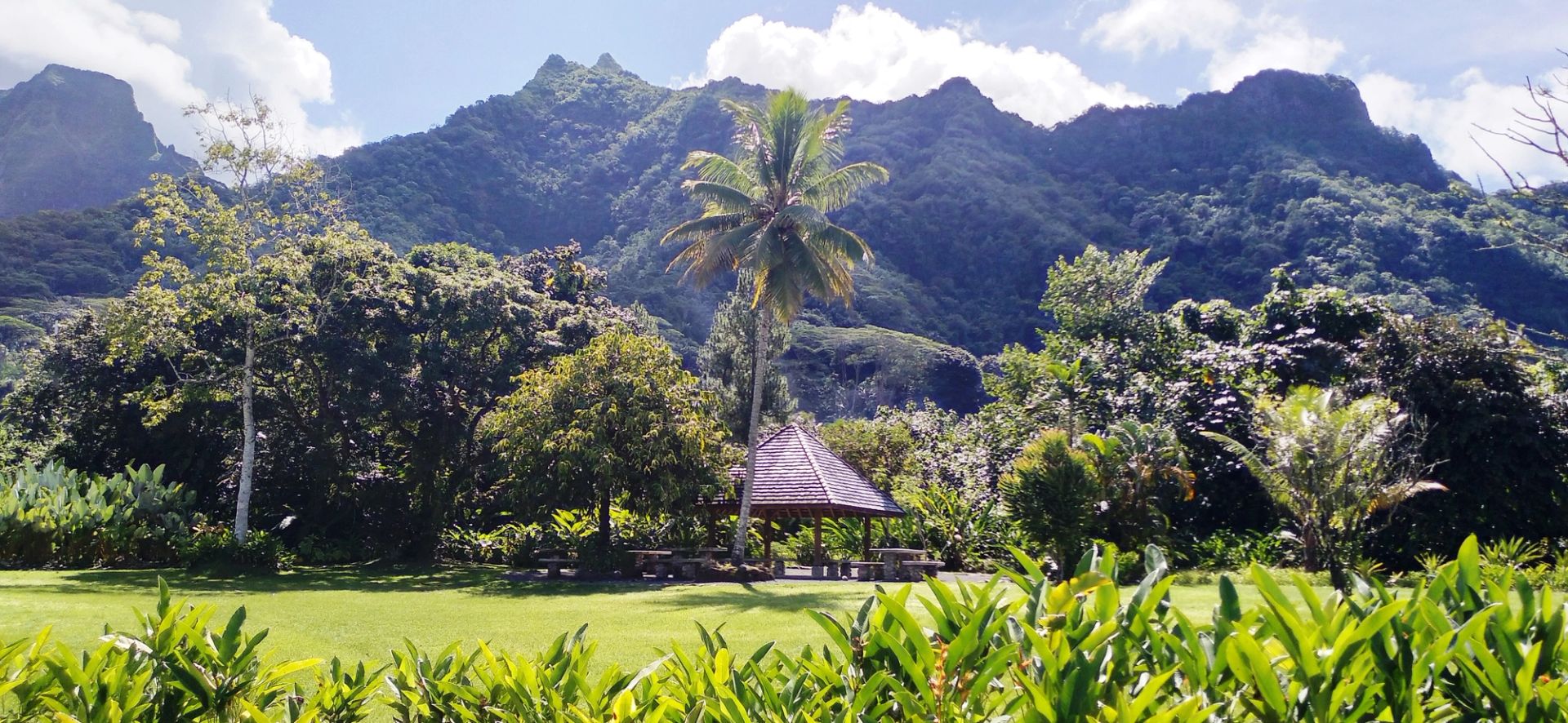 Papeete (Tahiti) to Papeete (Tahiti)
