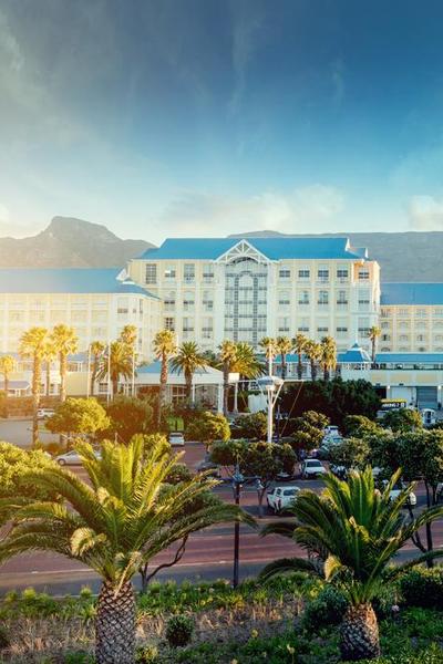 SIMPLY HOTEL:  TABLE BAY HOTEL