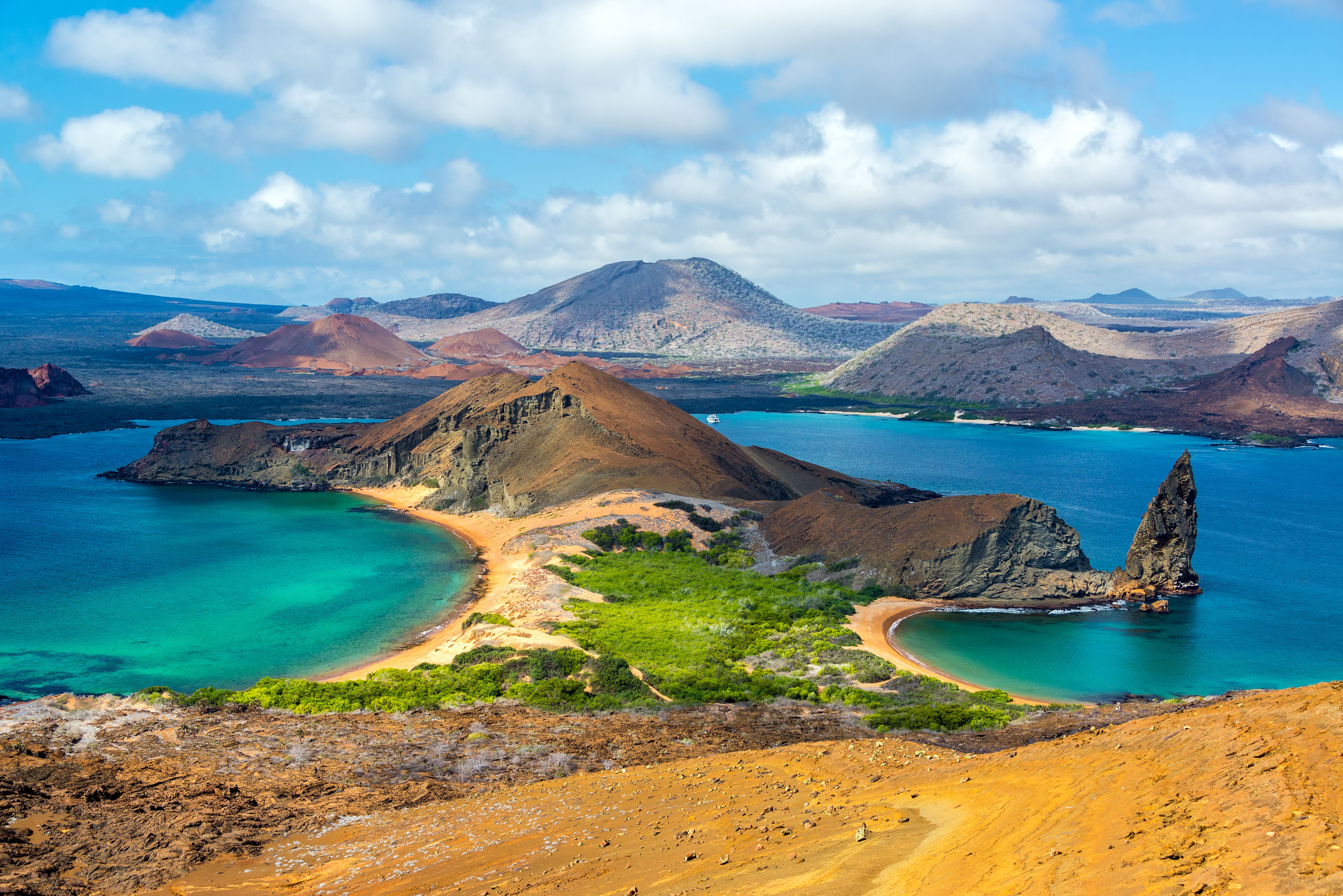 Gems and Icons Summer 2025, Galapagos