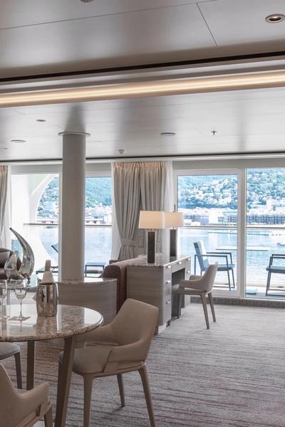 Silver Nova Grand Suite