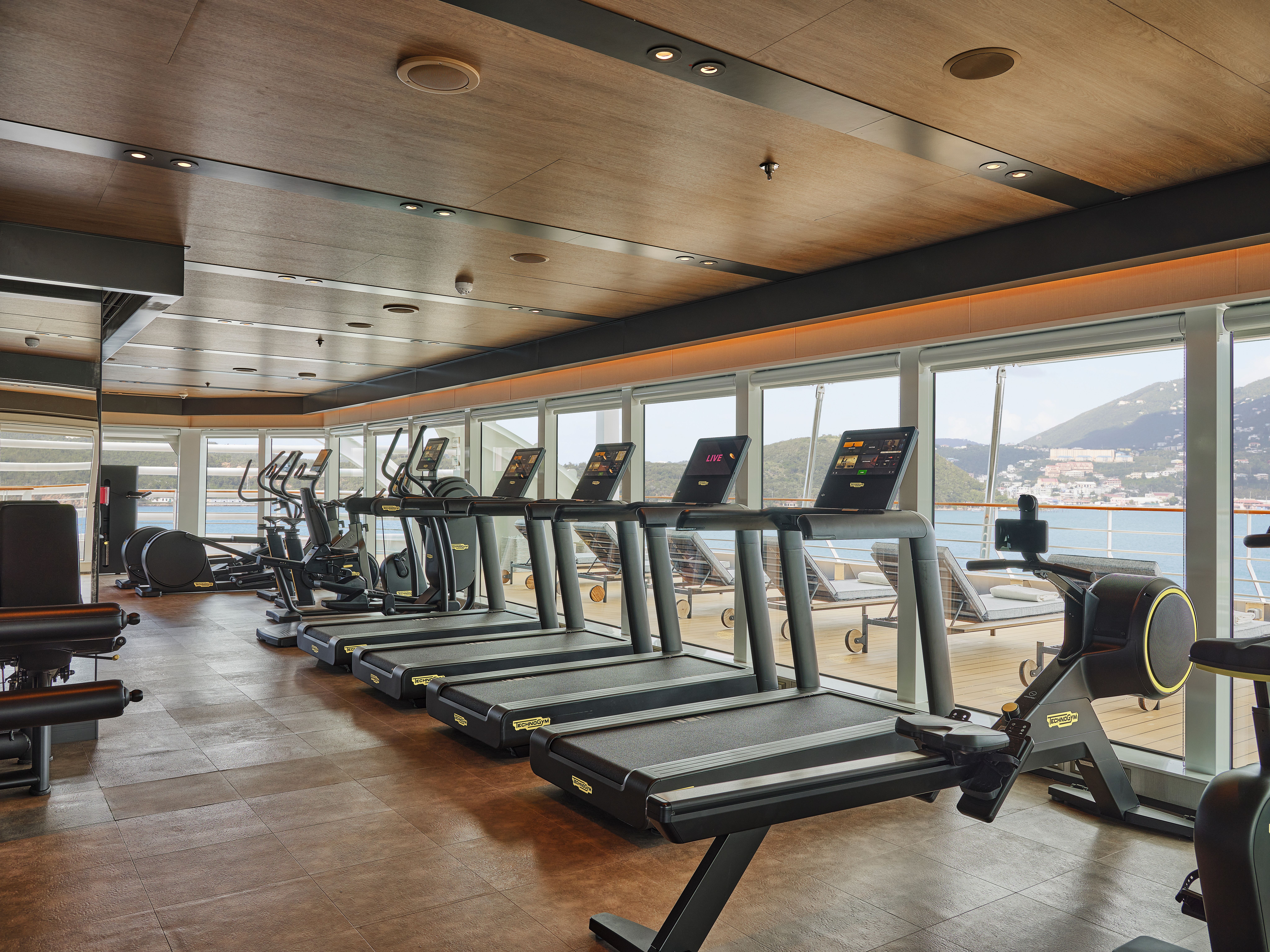 Fitnessbereich an Bord der Silver Moon
