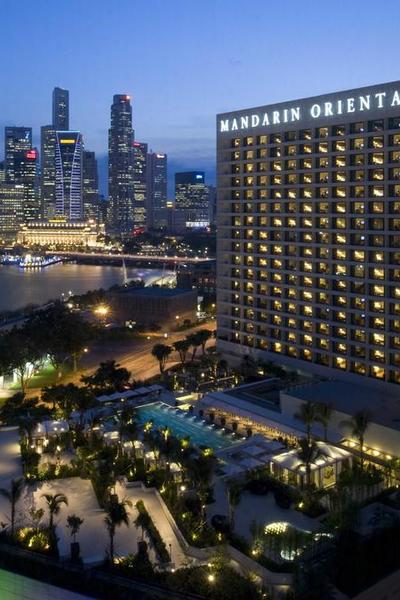 SIMPLY HOTEL: MANDARIN ORIENTAL SINGAPORE