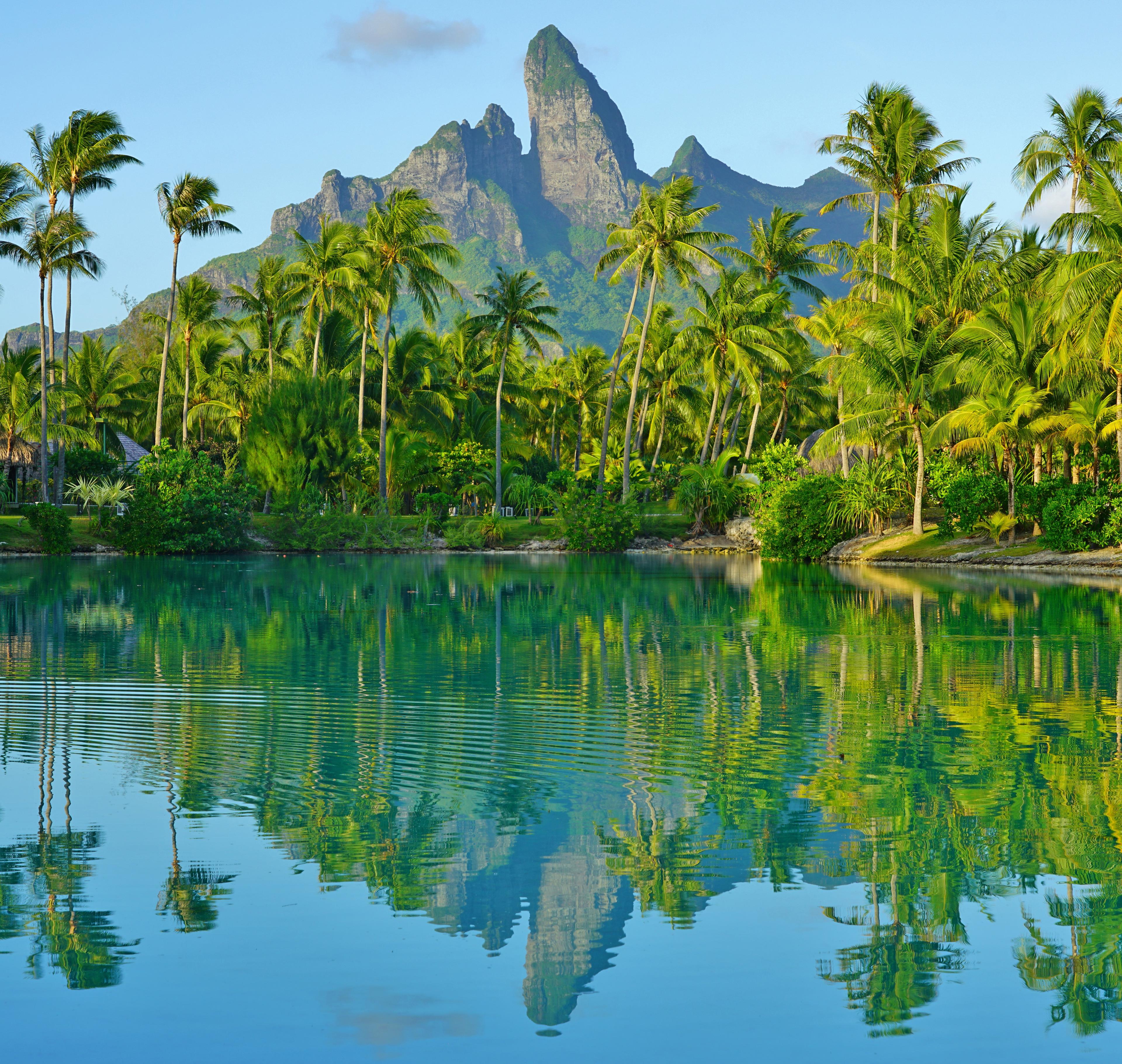 Between heaven and earth