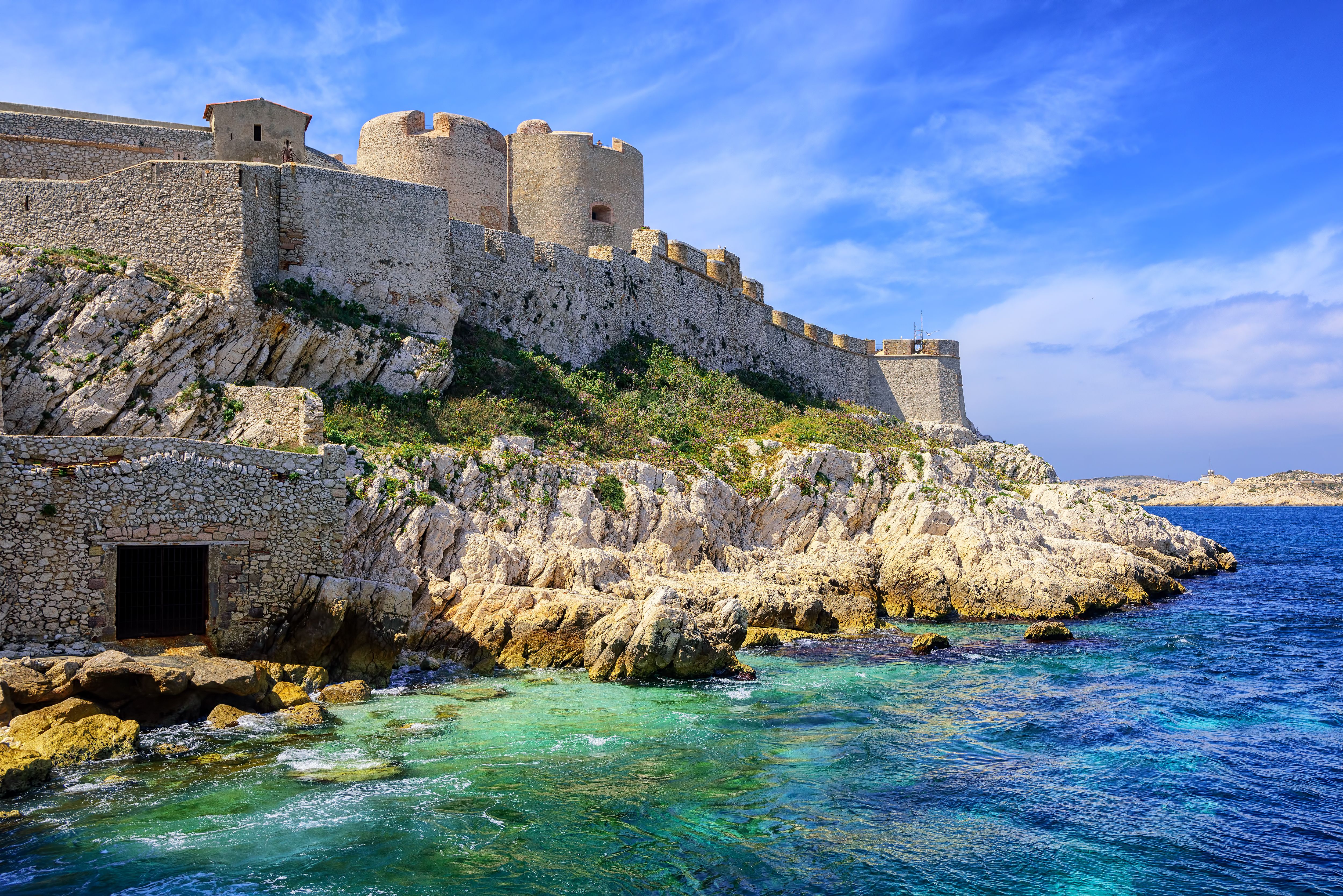 Athens (Piraeus) to Barcelona