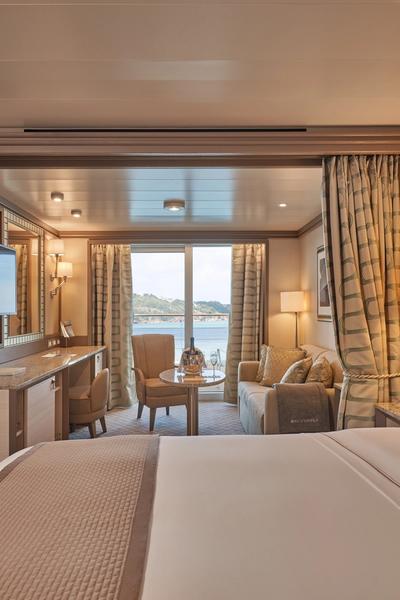 Silver Muse Classic Veranda Suite