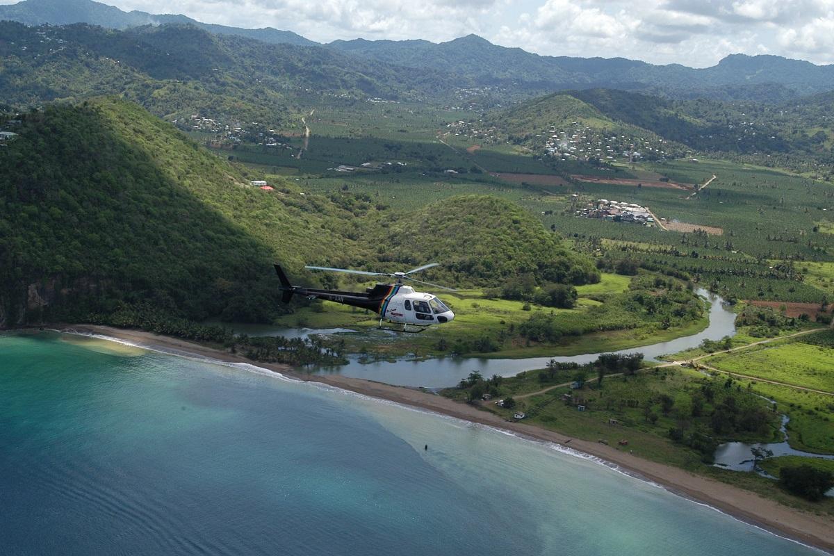 Heli-Flightseeing over Marigot Bay And Pitons