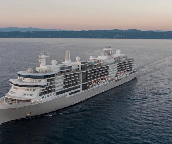 Caribbean & Central America Luxury Cruises | Silversea