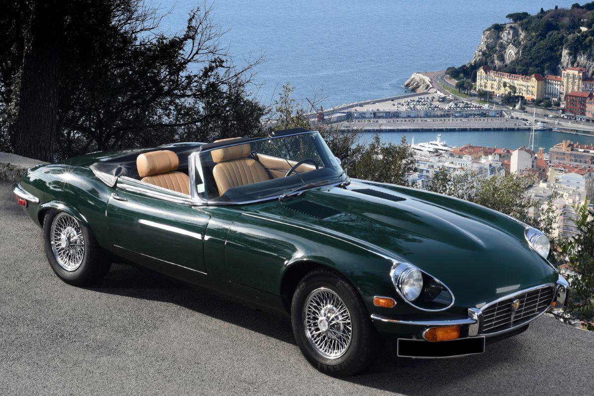 Grace's Stroll on a Private Vintage Car with Driver