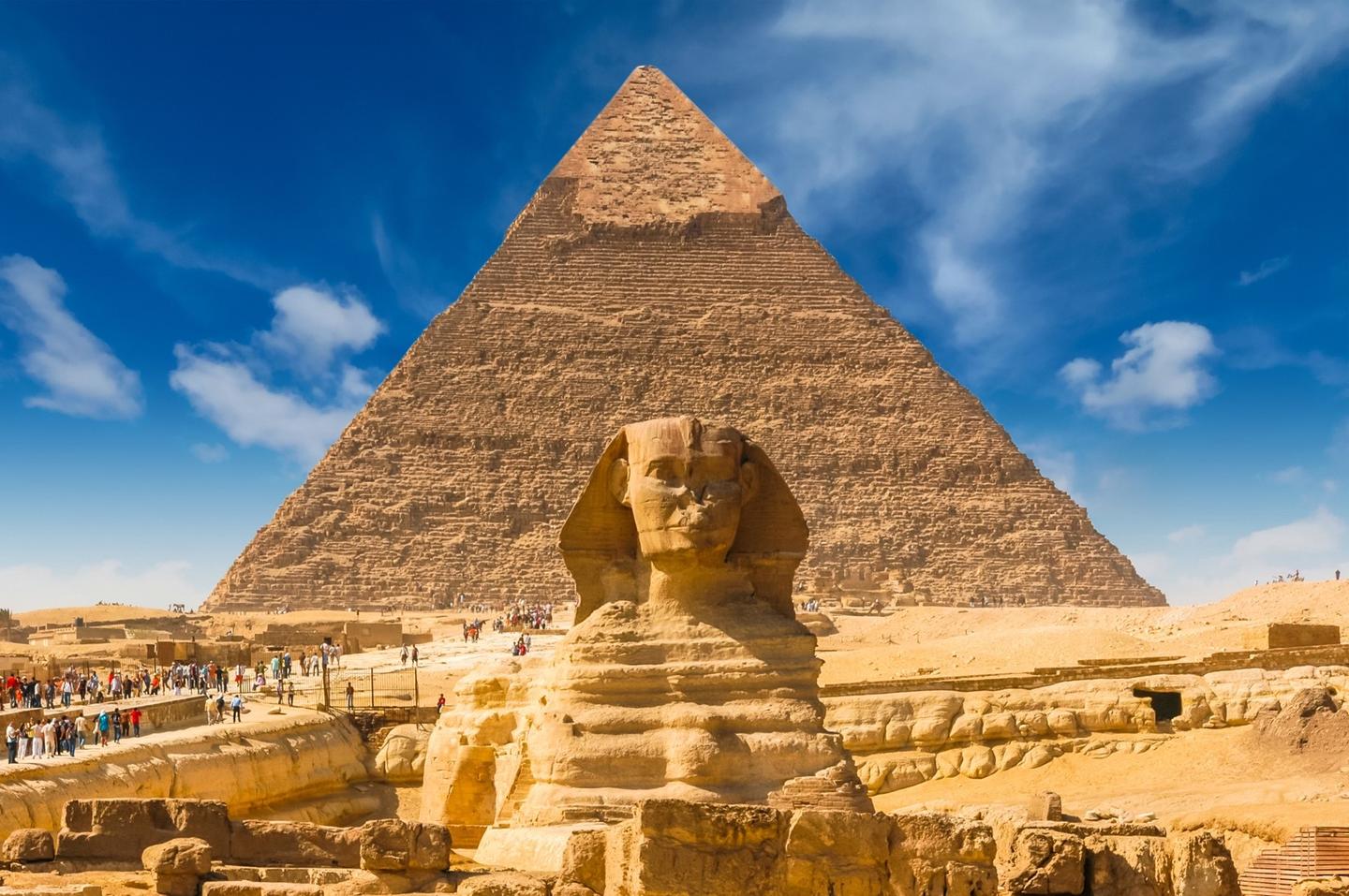 Cairo Cheops Pyramid & Sphinx