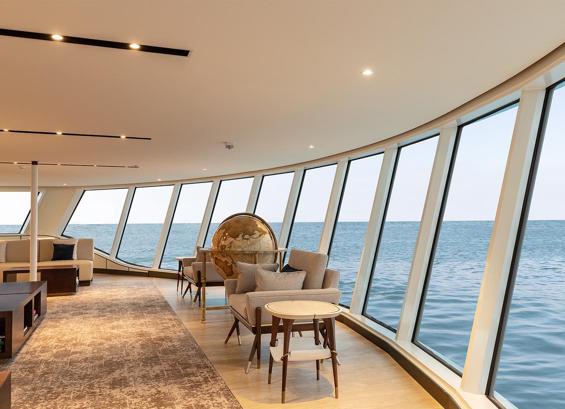 Public Area: Observation Lounge