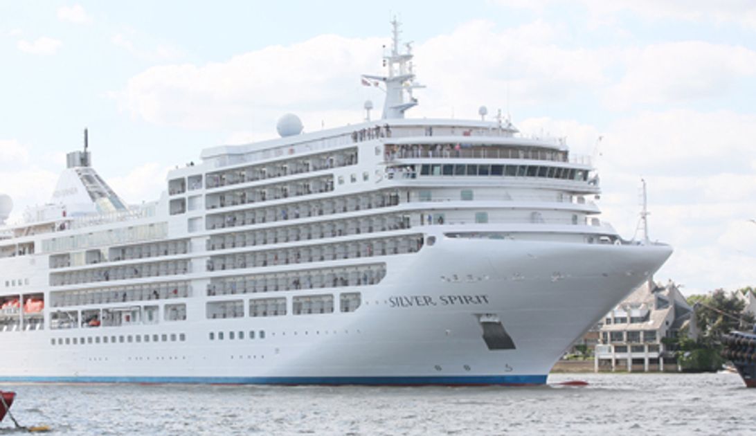 who owns silver spirit cruise ship