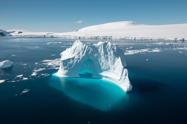 The Antarctic Peninsula 